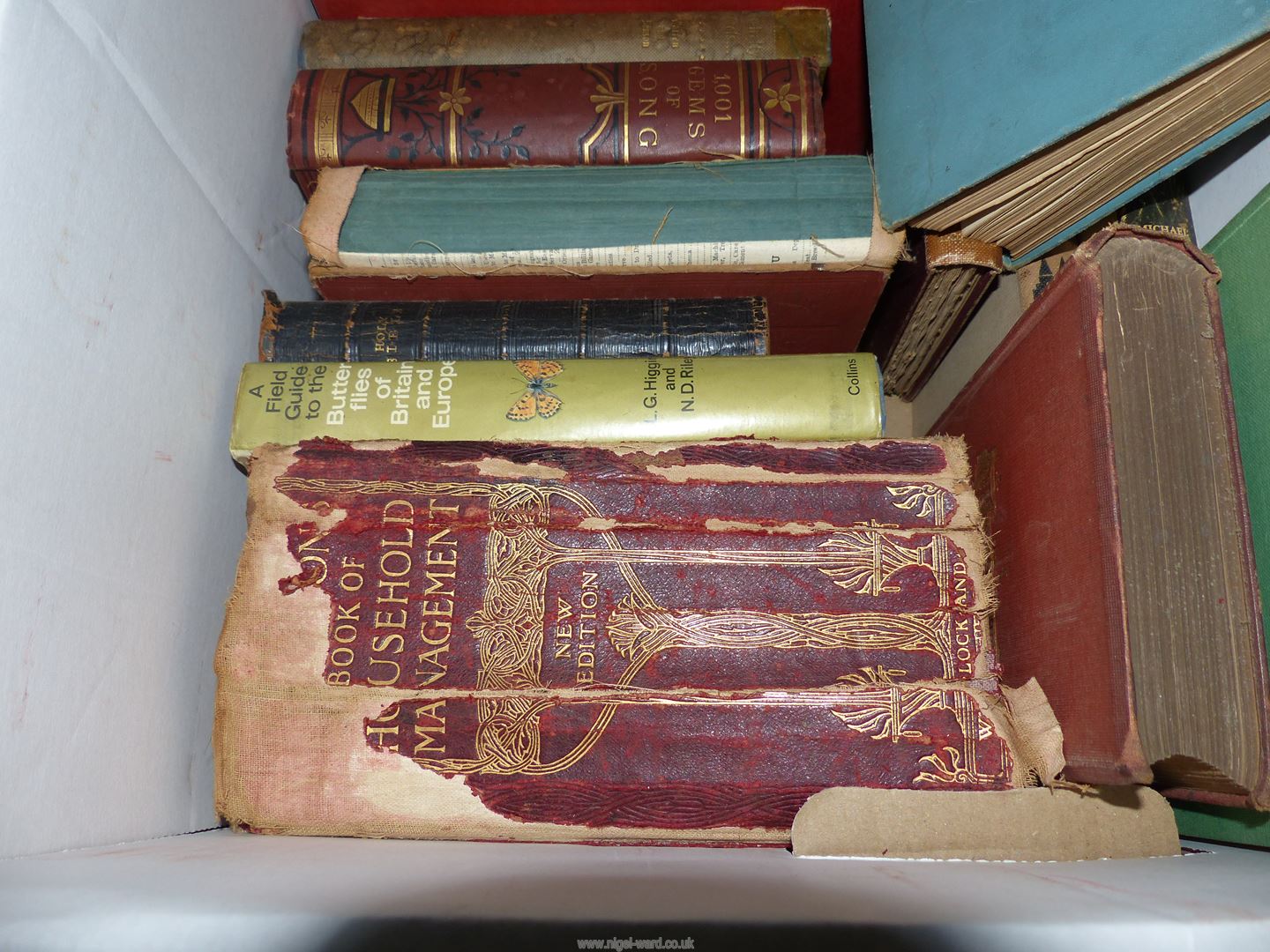 Two boxes of books including cookery, 'Churchill, The Struggle For Survival', - Image 5 of 6