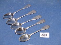 A set of five silver teaspoons, London 1836, engraved initial 'L' by William Eaton, 124 gms.