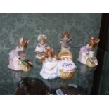 Five Beswick Beatrix Potter figures Hunca Munca, Hunca Munca sweeping,