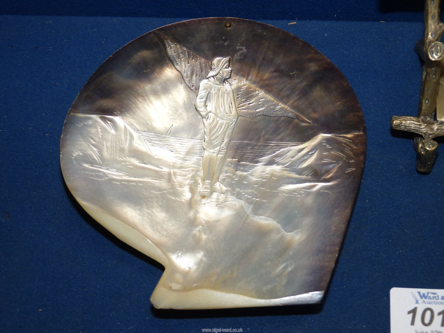 A Mother of pearl shell carved with scene of a fisherman, approx 5", - Image 2 of 2