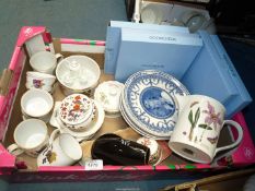 A quantity of china including five boxed Wedgwood royal souvenir display plates,