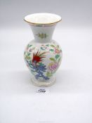 A Herend vase, 7023 SG, with bird and blooms pattern, 20 cm tall.