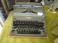 A Hermes vintage typewriter.