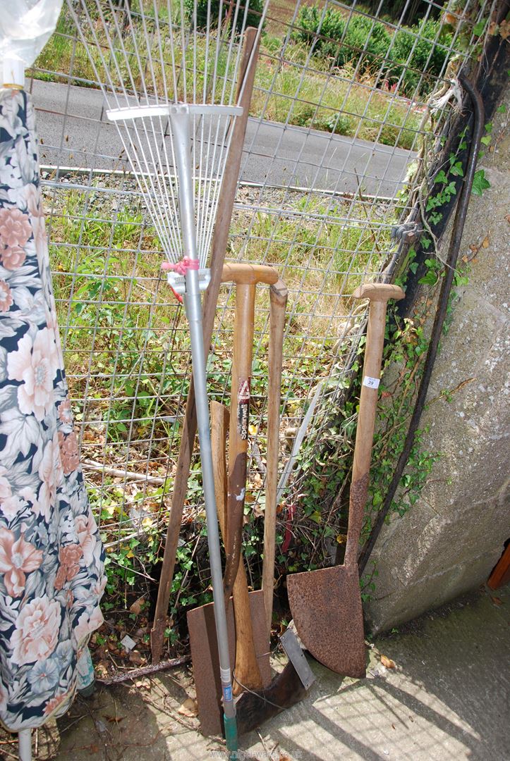 Miscellaneous tools, axes, rakes, axe handle, spade etc.