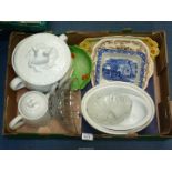 A quantity of china to include a Shredded Wheat dish and Royal Worcester casserole dish, teapot,