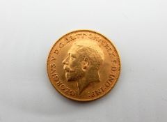 A 1912 George V, Gold half sovereign, 3.98gm.