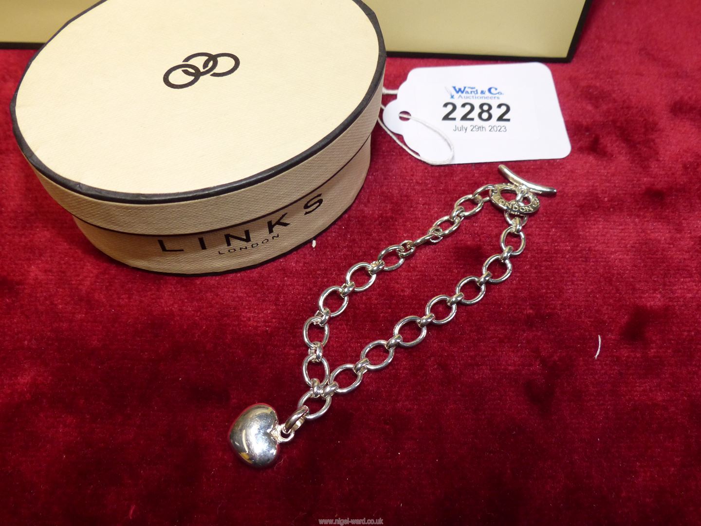 A Links of London 925 'T' bar bracelet with heart charm, cloth pouch, box and gift bag. - Image 2 of 3