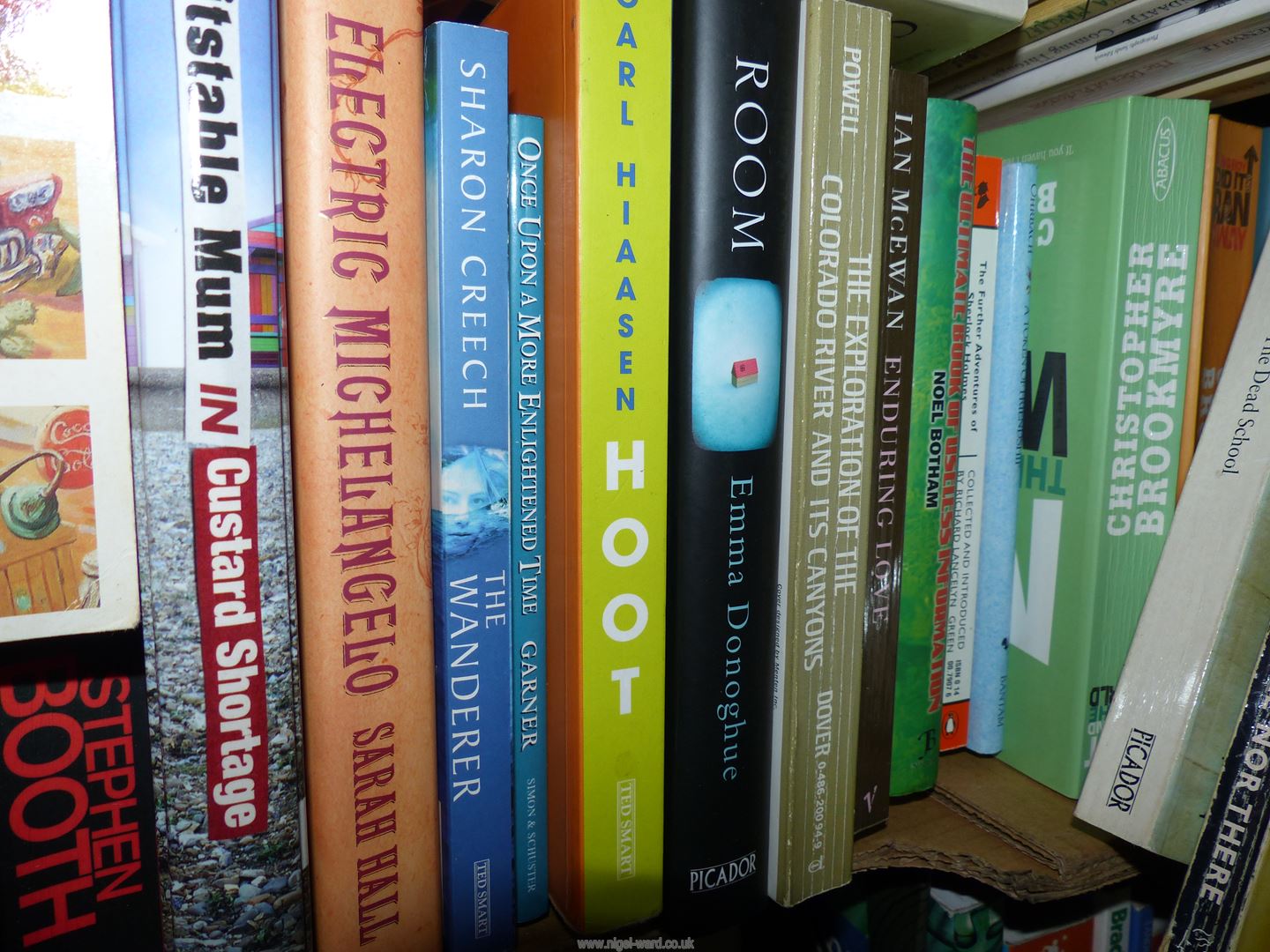 A box of books to include; Bill Bryson, Christopher Brookmyre, Patrick McCabe, etc. - Image 3 of 3