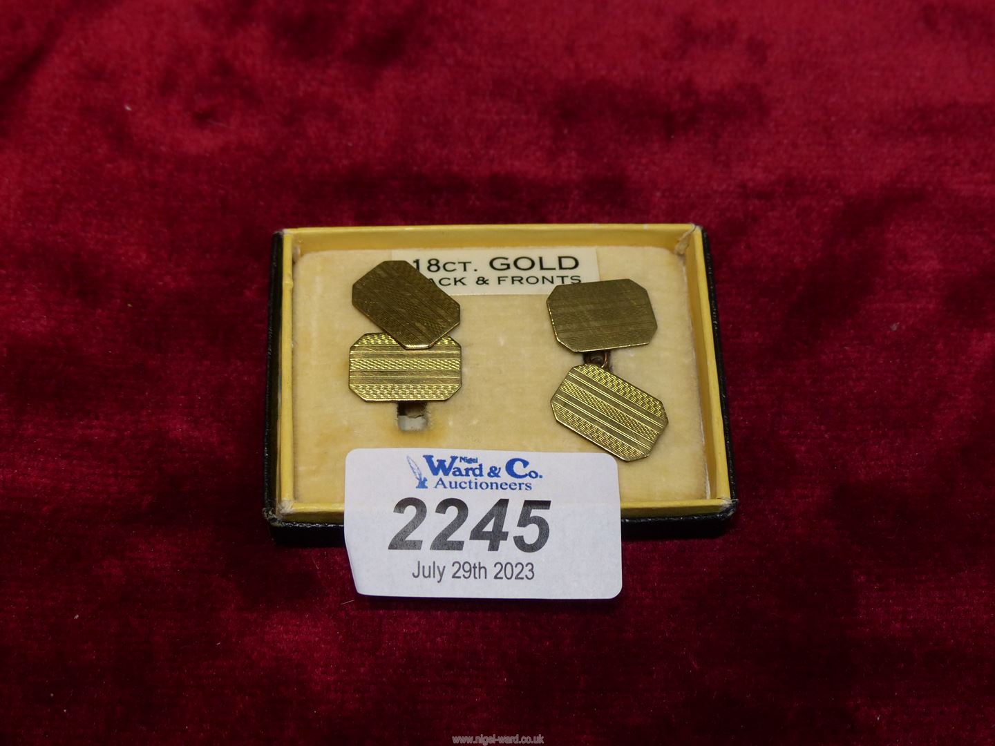 A pair of 18ct gold cufflinks with engine turned decoration 5.3g. - Image 2 of 2