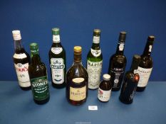 A quantity of bottles of alcohol including Grahams and Taylor's Port, Croft 1989 vintage,