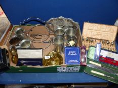 A quantity of mixed metals including brass chamber sticks, pewter tankards,