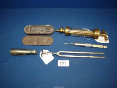 A small quantity of Medical equipment including a "Tubegauz Applicator",