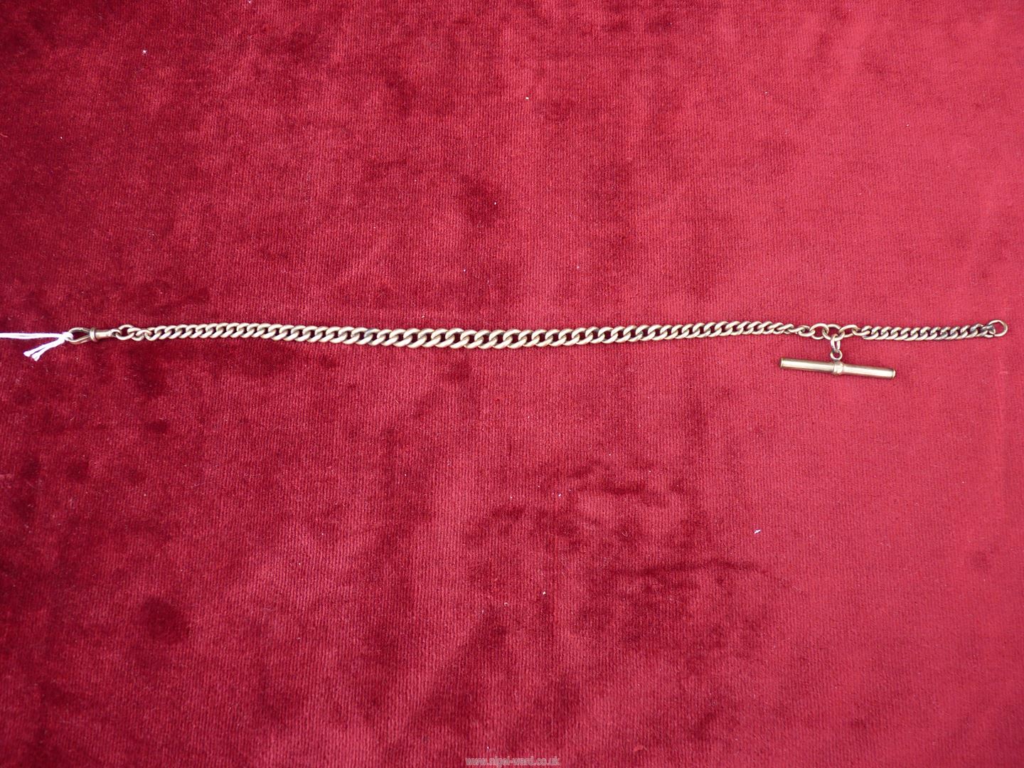A 9ct gold graduated chain, watch chain with T bar, weight 50.3g. - Image 4 of 5