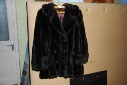 A J-Teff Tissavel faux fur Jacket - size: medium.