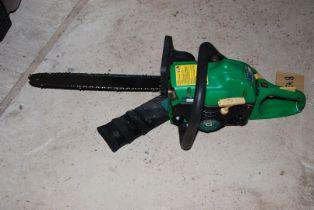Gardenline petrol chainsaw - working at time of lotting.