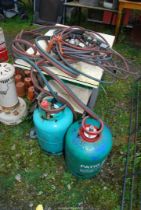 Oxyacetylene guns, gas regulator and pipe work.