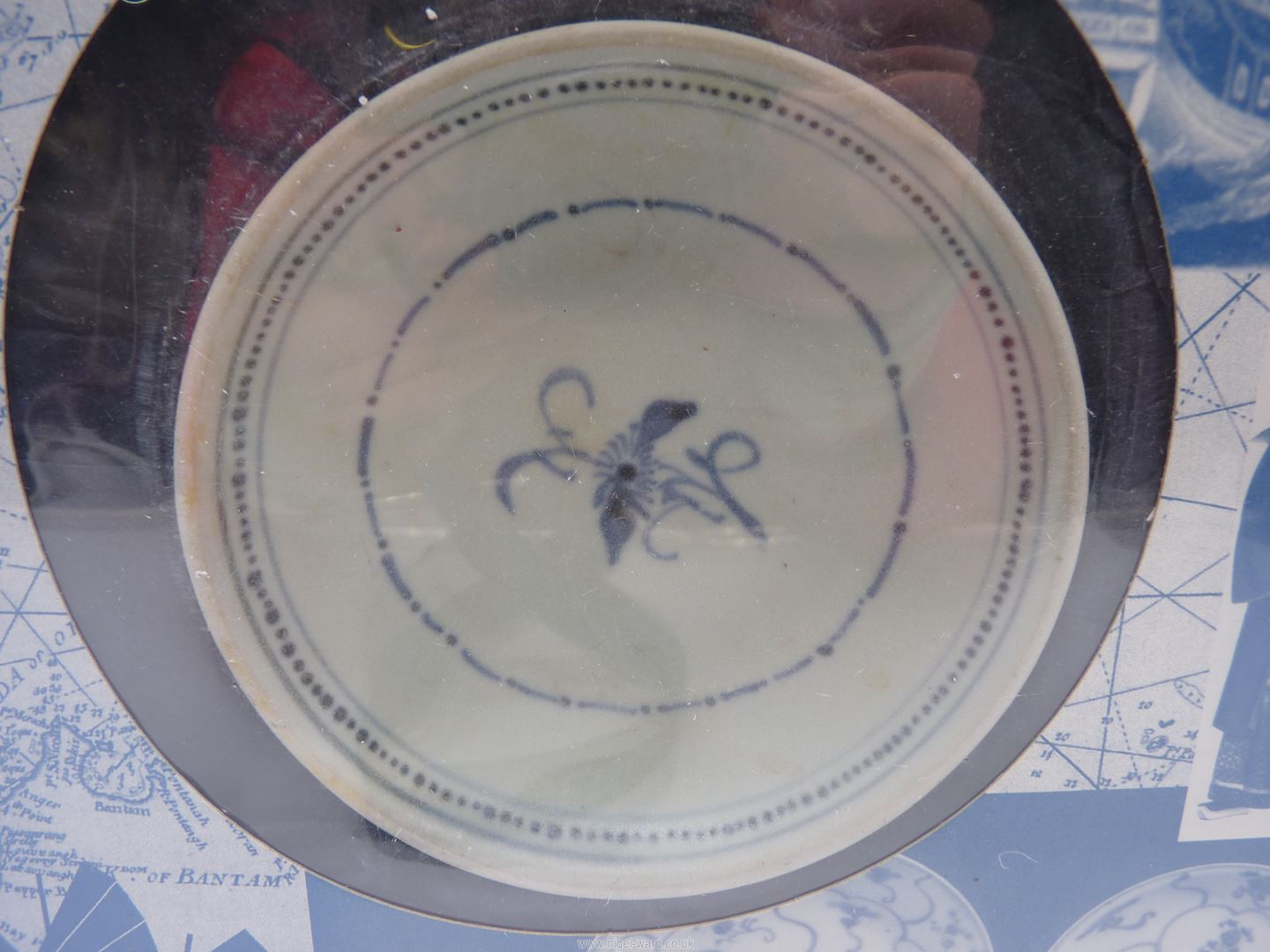 A sealed box containing "Treasures of Tek sing " Chinese porcelain bowl with blue floral motif to - Image 2 of 3