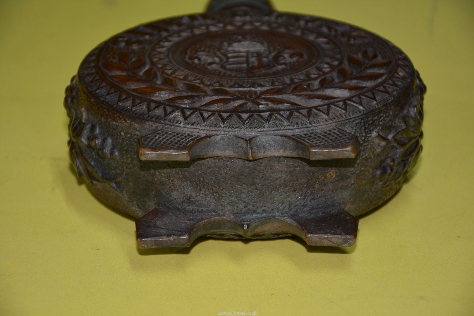 A 19th century Austrian heavily carved decorative moon shape circular wooden Flask with coat of - Image 8 of 15
