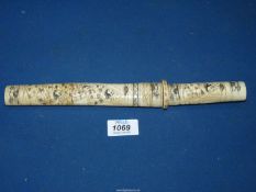 **An Oriental bone Tanto dagger, 12'' long.