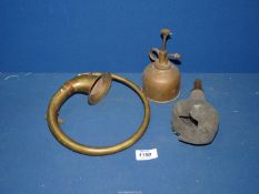 A copper Oil Can, brass horn and car horn, a/f.