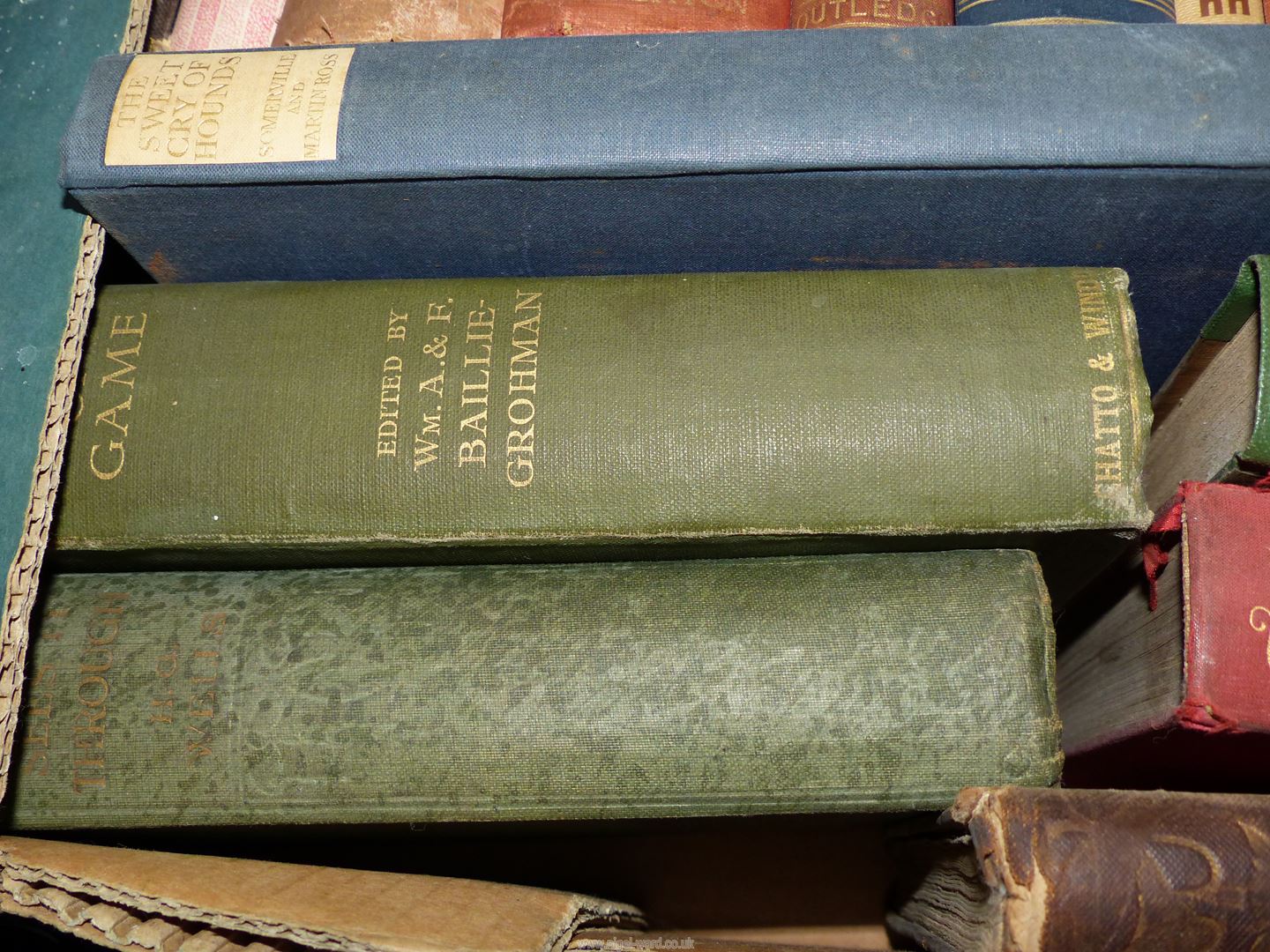 A quantity of Hunting related books to include The Passing years by Willoughby De Broke, - Image 5 of 5