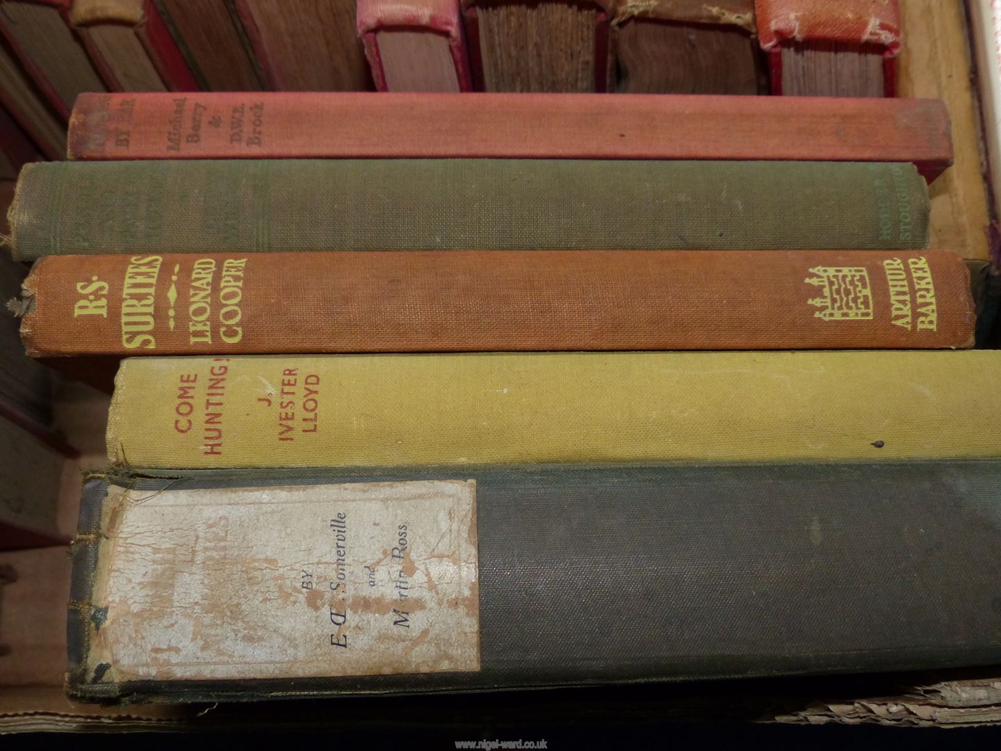 A quantity of Hunting related books to include a Huntsman's Log Book by Isaac Bell, - Image 4 of 5