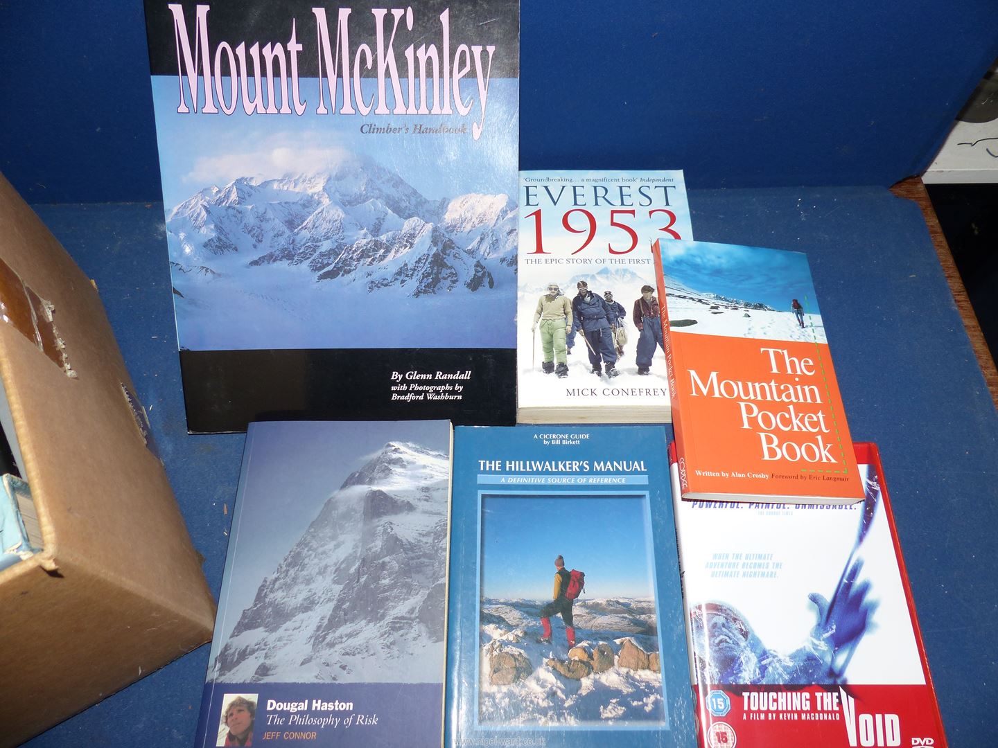 A box of climbing books to include Everest The Hardway by Chris Bonnington, - Image 3 of 3
