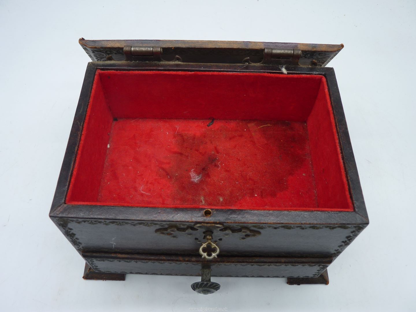 An embossed leather covered Jewellery Box with metal hinges and handles, - Image 3 of 7