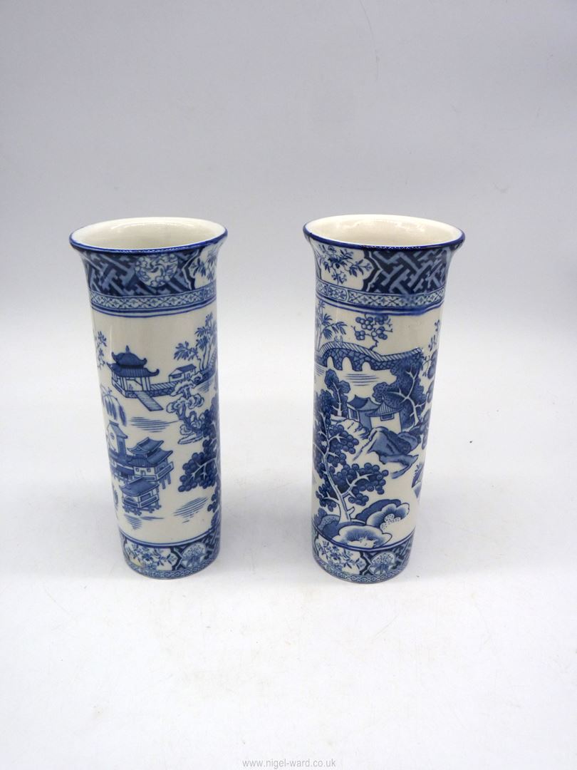 A small quantity of china to include a pair of Wood & Sons 'Kang-Hi' spill vases, - Image 4 of 8