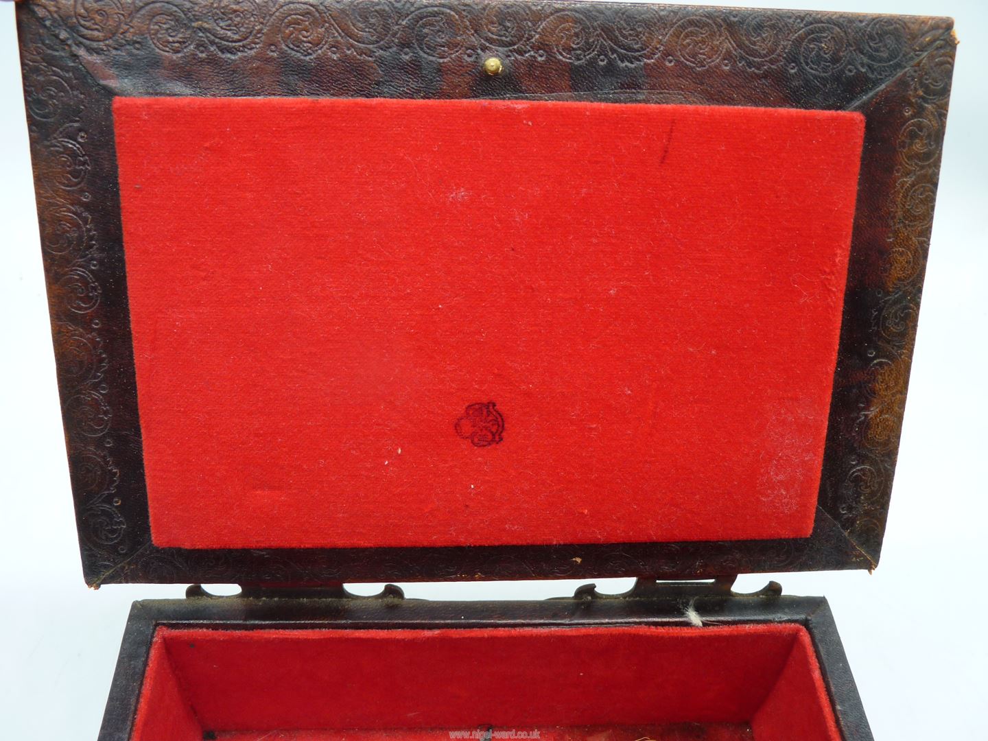 An embossed leather covered Jewellery Box with metal hinges and handles, - Image 4 of 7