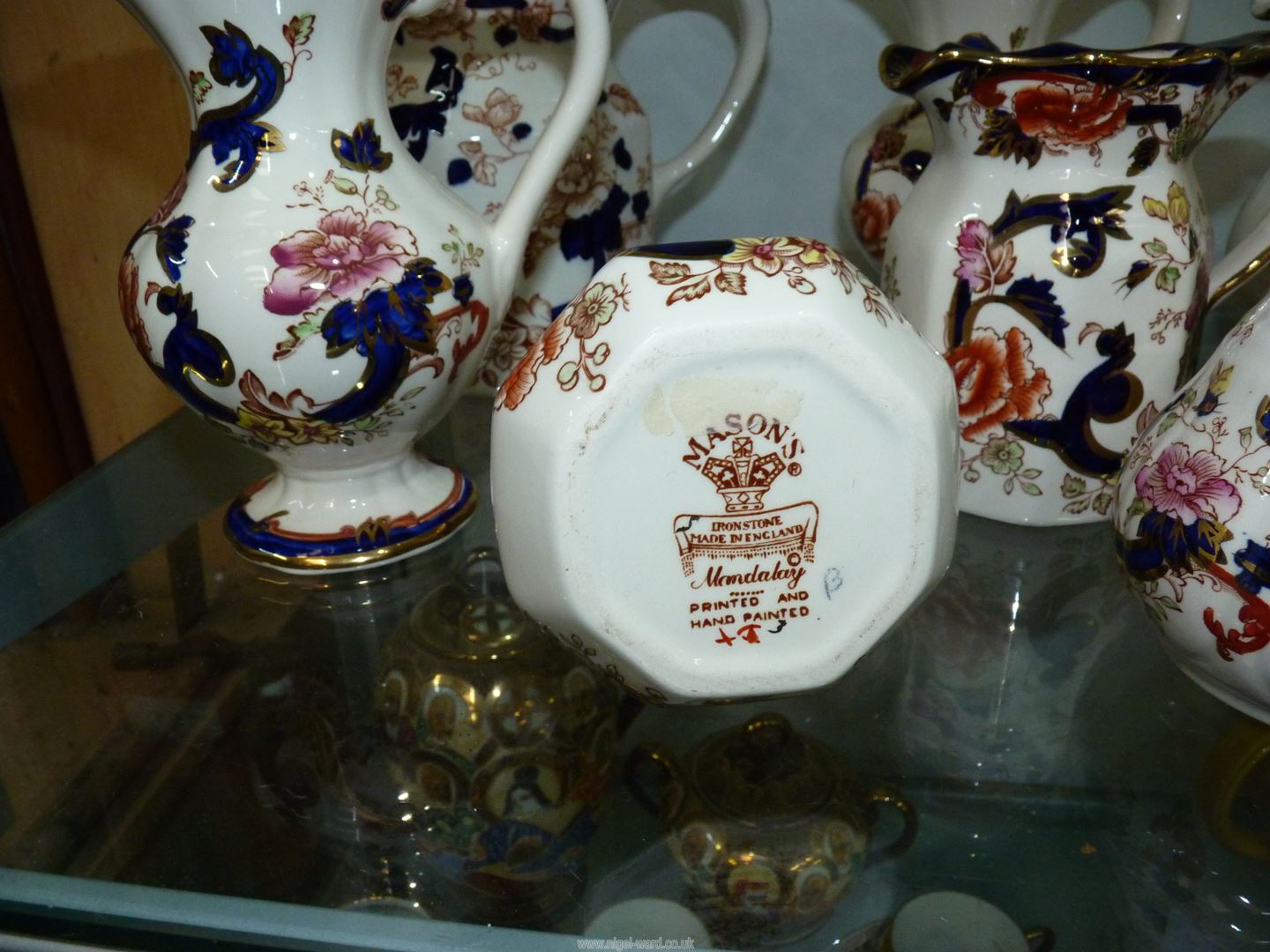 A quantity of Mason's Mandalay jugs in various sizes. - Image 2 of 2