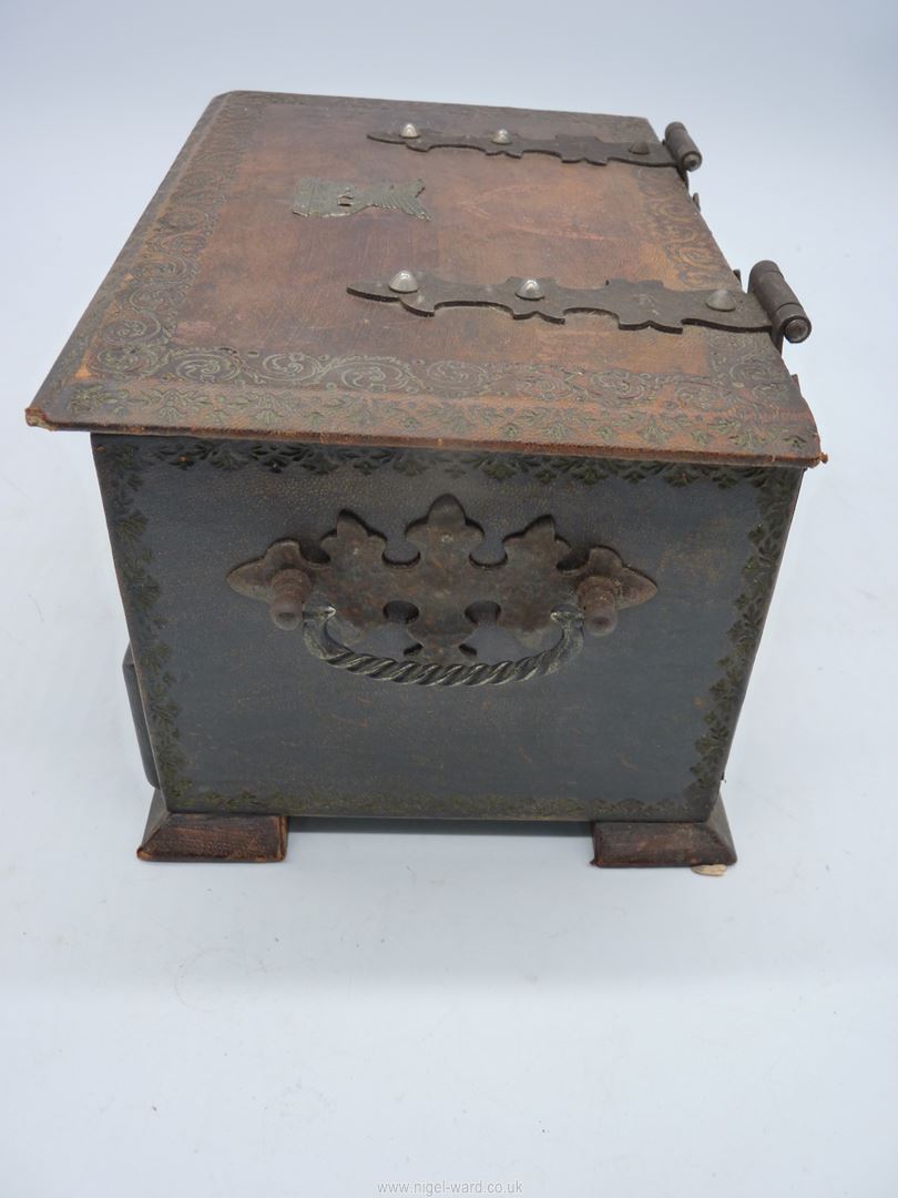 An embossed leather covered Jewellery Box with metal hinges and handles, - Image 6 of 7