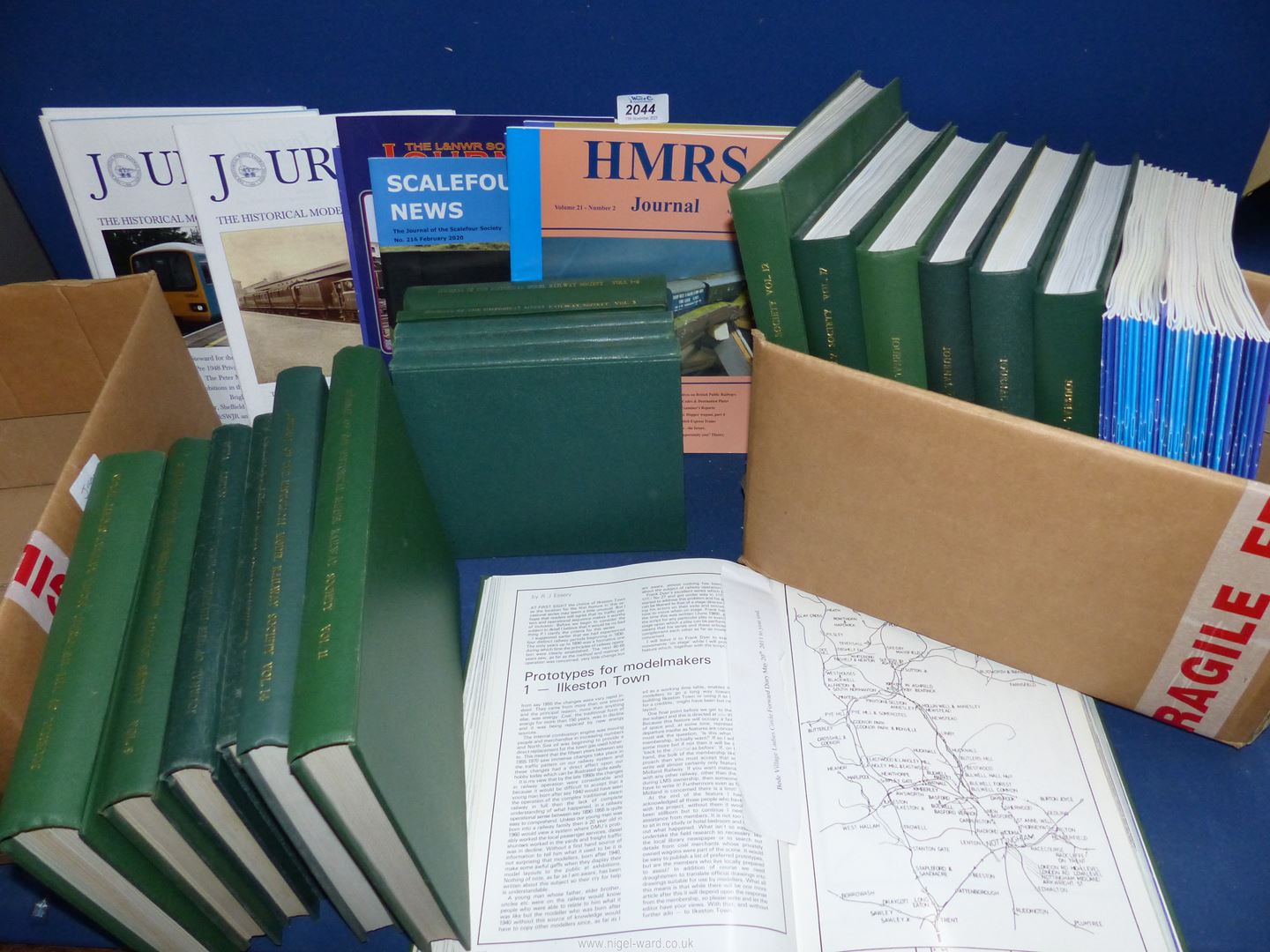 A quantity of The Historical Model Railway Society Journal, along with a quantity of HMRS journals.