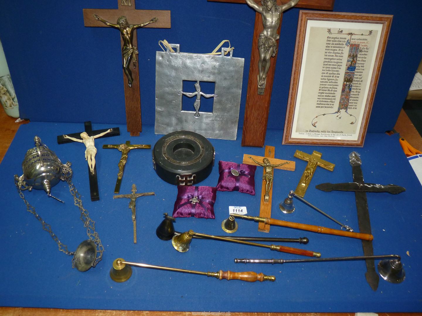A quantity of Religious items including; - Image 2 of 4