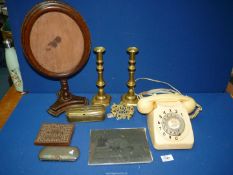 A quantity of miscellanea including a vintage telephone (working),