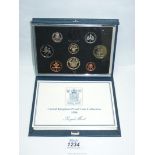 A cased Royal Mint UK proof coin collection '1986'.