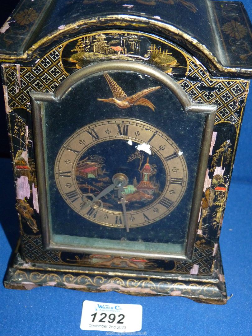 A small chinoiserie decorated mantle Clock with oriental decoration, - Image 2 of 3
