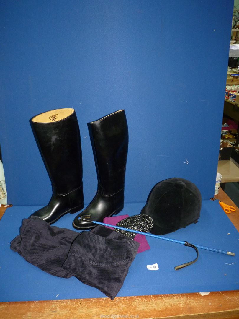 A blue riding whip (as new) and a pair of ladies Aigle knee high black Riding Boots, made in France, - Image 2 of 4