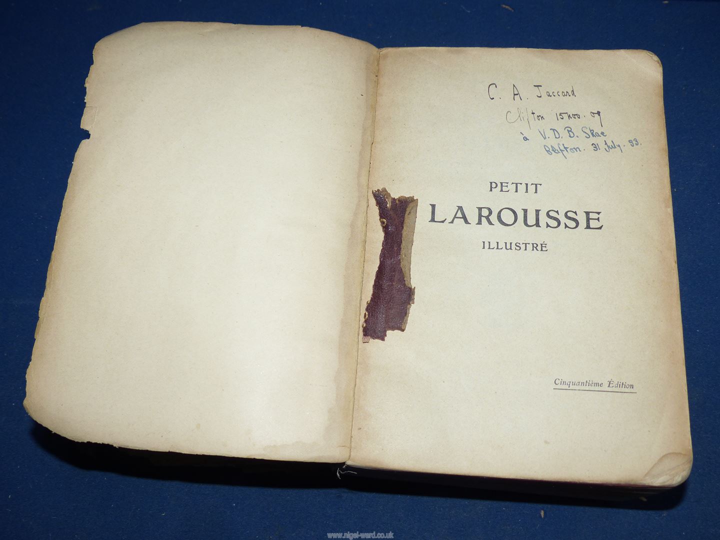 A Petit Larousse Illustre by Claude Auge, Librairie Larouse, Paris 1910. a/f. - Image 3 of 4