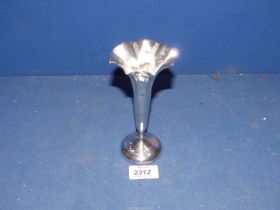 A Silver weighted bud Vase, Birmingham 1915.