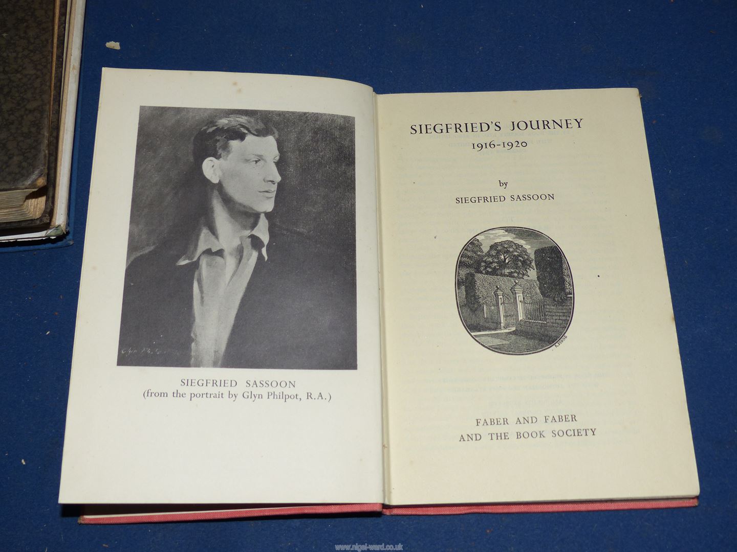 A small collection of works by Siegfried Sassoon including Memoirs of a Fox-Hunting Gentleman - Image 18 of 29
