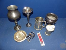 A small quantity of silver plate and pewter including a silver plated Walker and Hall plant pot and