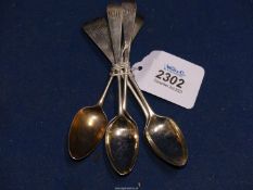 Five silver Sorbet Spoons, one London 1815/16, four Chester, no date letter, maker TW,