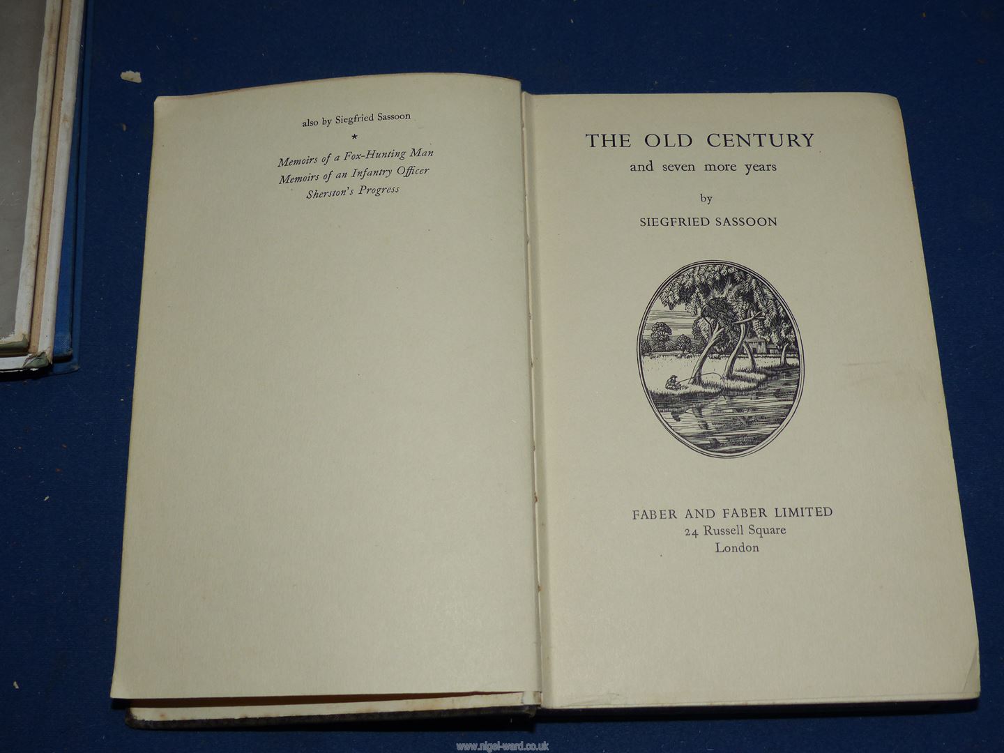 A small collection of works by Siegfried Sassoon including Memoirs of a Fox-Hunting Gentleman - Image 21 of 29