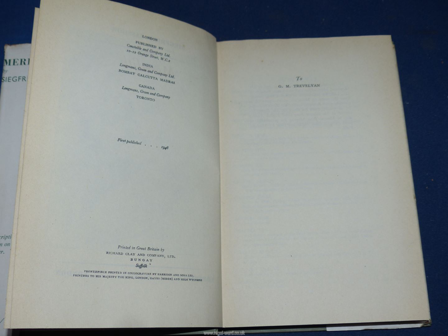 A small collection of works by Siegfried Sassoon including Memoirs of a Fox-Hunting Gentleman - Image 25 of 29