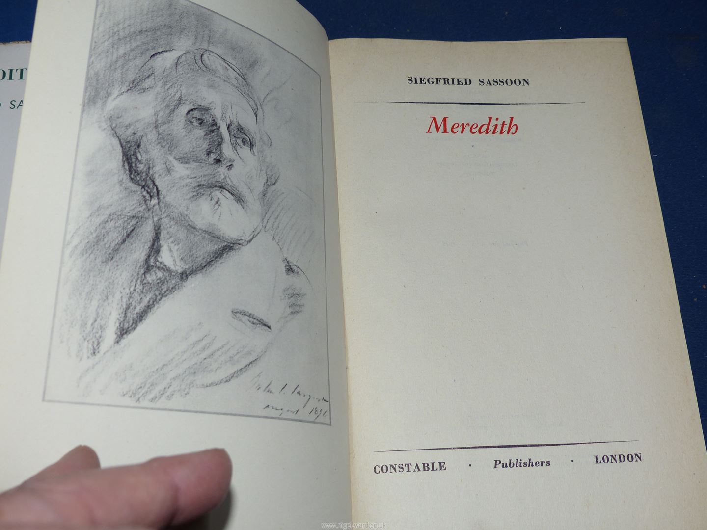 A small collection of works by Siegfried Sassoon including Memoirs of a Fox-Hunting Gentleman - Image 24 of 29