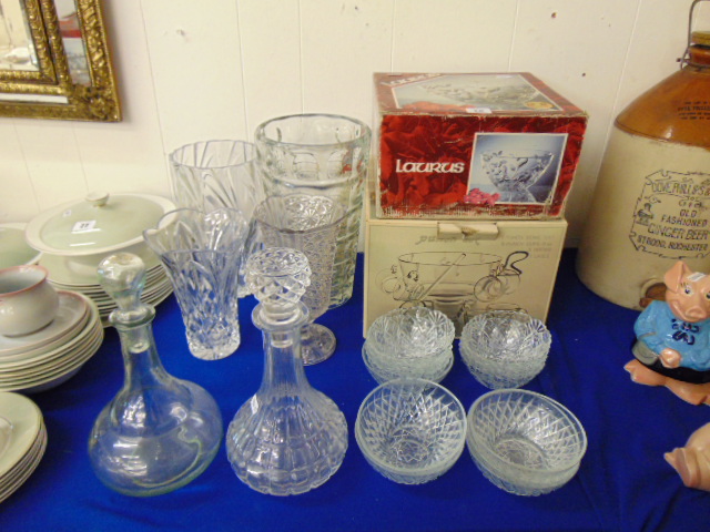 A collection of glassware - Image 2 of 2