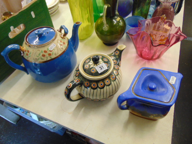 Three assorted teapots - Image 3 of 4