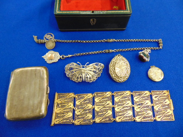 An assortment of Silver odds, some hallmarked, early pieces etc.