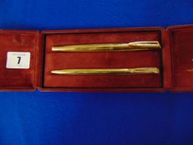 A boxed set 18ct Gold fountain pen and biro set, set with Diamonds,